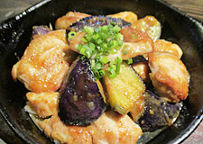 地鶏と茄子の味噌焼き(とく一) 地鶏と茄子の味噌焼き(とく一)